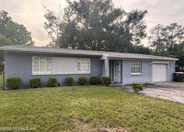 Property at 6226 Pennant Dr W, Jacksonville, FL 32244, 3 beds, 2 baths