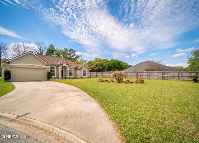 Property at 12130 Longmont Ln S, Jacksonville, FL 32246, 3 beds, 2 baths