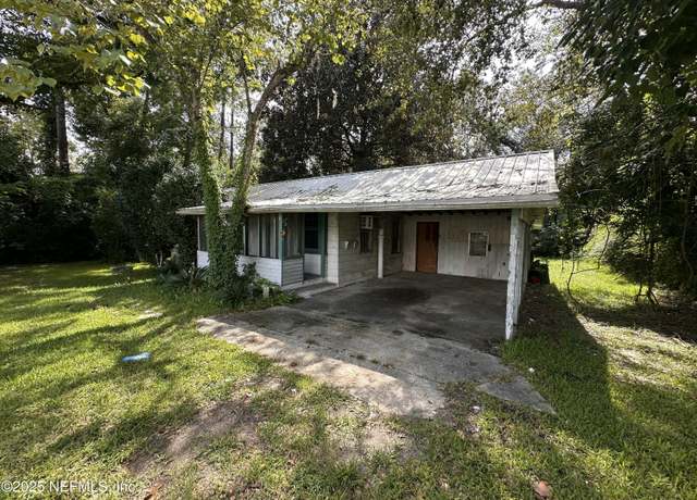 Property at 9716 George Taber Blvd, Glen St. Mary, FL 32040, 2 beds, 1 bath