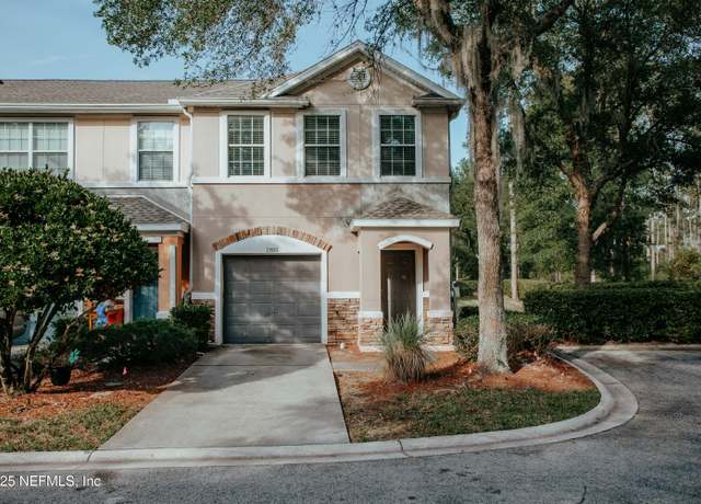 Property at 13501 Sunstone St, Jacksonville, FL 32258, 3 beds, 2.5 baths