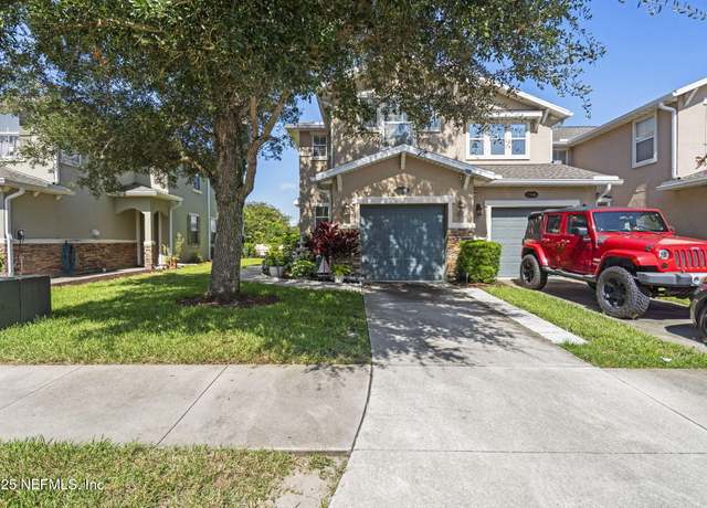 Property at 2346 Sunset Bluff Dr, Jacksonville, FL 32216, 3 beds, 2.5 baths