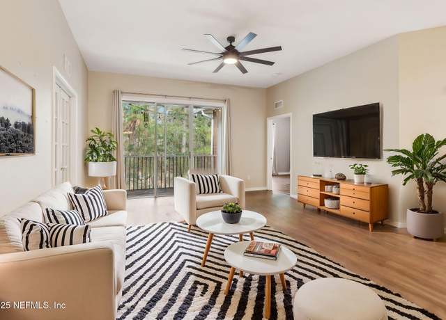 Property at 785 Oakleaf Plantation Pkwy #1932, Orange Park, FL 32065, 4 beds, 2 baths
