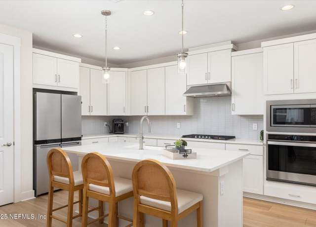 Property at 237 Cool Springs Ave, Ponte Vedra, FL 32081, 3 beds, 3 baths