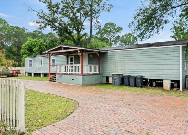 Property at 8161 Hammond Blvd, Jacksonville, FL 32220, 3 beds, 2 baths