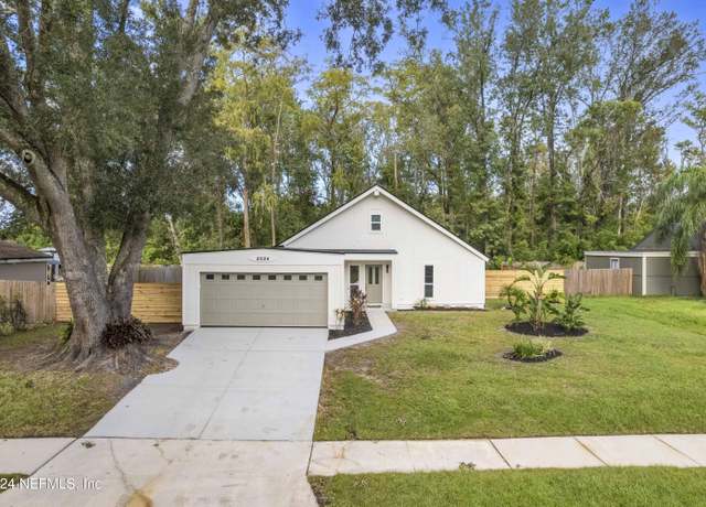 Property at 8684 Bishopswood Dr, Jacksonville, FL 32244, 3 beds, 2 baths