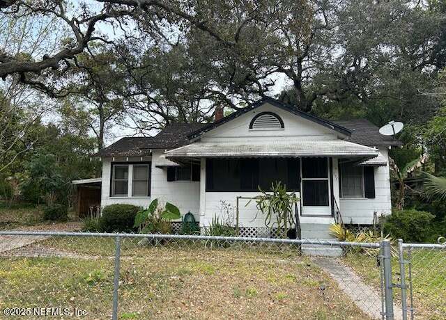 Property at 257 E 47th St, Jacksonville, FL 32208, 2 beds, 1 bath