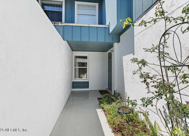 Property at 1154 Mayport Landing Dr, Jacksonville, FL 32233, 2 beds, 2 baths