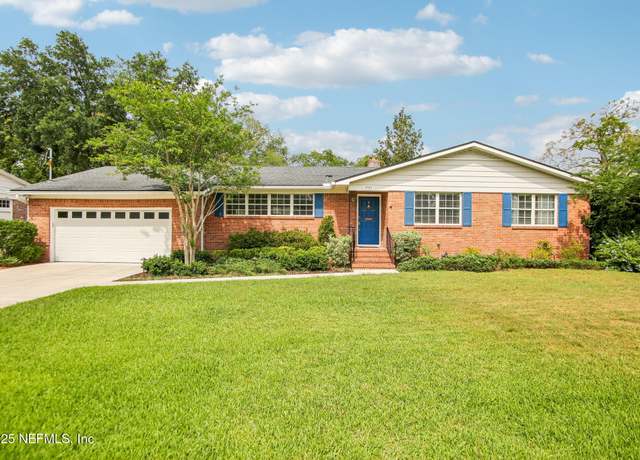 Property at 4765 Queen Ln, Jacksonville, FL 32210, 3 beds, 2.5 baths