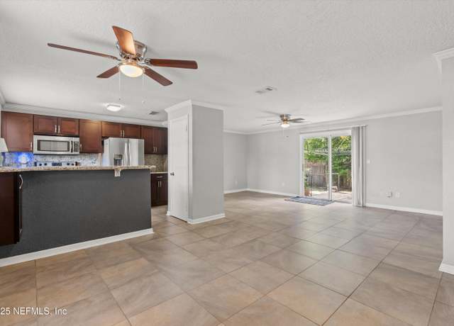 Property at 7503 Pheasant Run Dr, Jacksonville, FL 32244, 3 beds, 2 baths