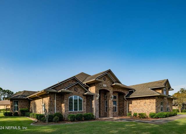 Property at 235 Crystal Cove Dr, Palatka, FL 32177, 3 beds, 2 baths