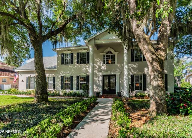 Property at 6623 Crescent Lake Dr, Lakeland, FL 33813, 4 beds, 4 baths