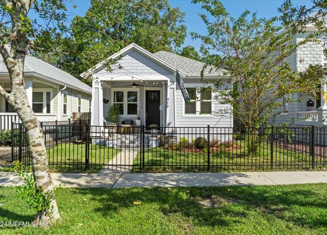 Property at 419 E 4th St, Jacksonville, FL 32206, 3 beds, 2 baths