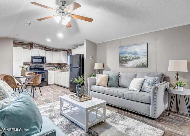 Property at 13152 Cole Ct, Jacksonville, FL 32218, 3 beds, 2 baths