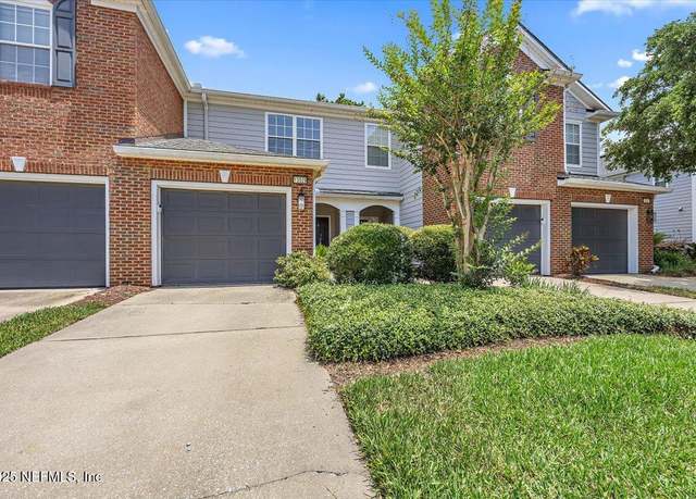 Property at 13529 Stone Pond Dr, Jacksonville, FL 32224, 2 beds, 2.5 baths