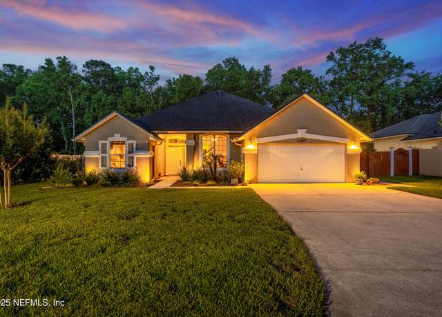 Property at 12239 E Lake Fern Dr, Jacksonville, FL 32258, 4 beds, 3.5 baths