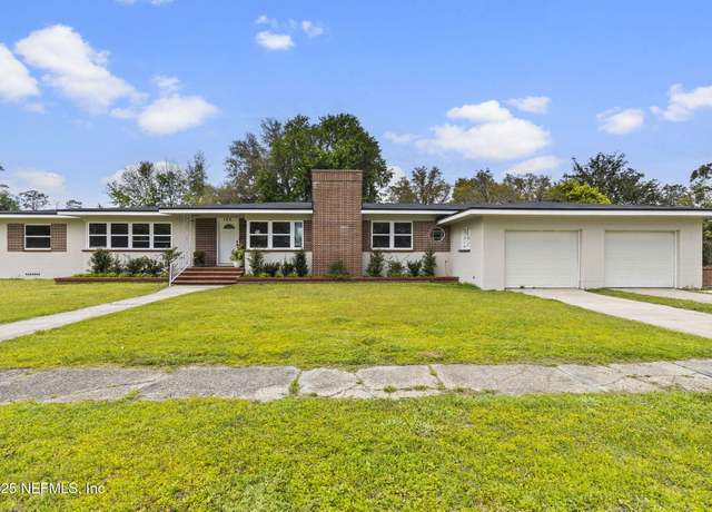 Property at 123 S Blvd E, Macclenny, FL 32063, 3 beds, 3 baths