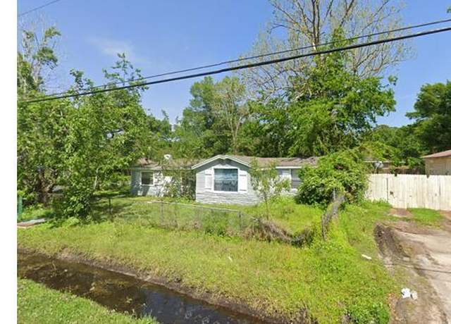 Property at 5549 Plymouth St, Jacksonville, FL 32205, 3 beds, 1 bath
