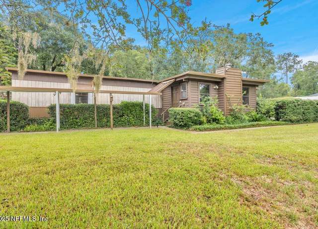 Property at 3537 Bowden Cir E, Jacksonville, FL 32216, 3 beds, 2 baths
