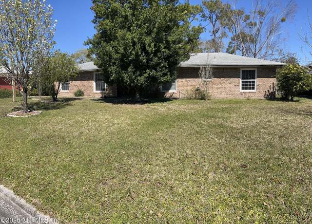 Property at 6705 Diane Rd, Jacksonville, FL 32277, 4 beds, 2.5 baths