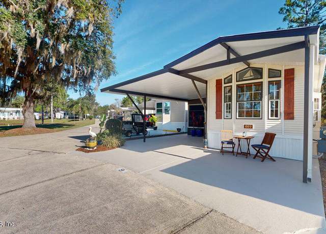 Property at 1074 Front St #9, Welaka, FL 32193, 1 bed, 1 bath