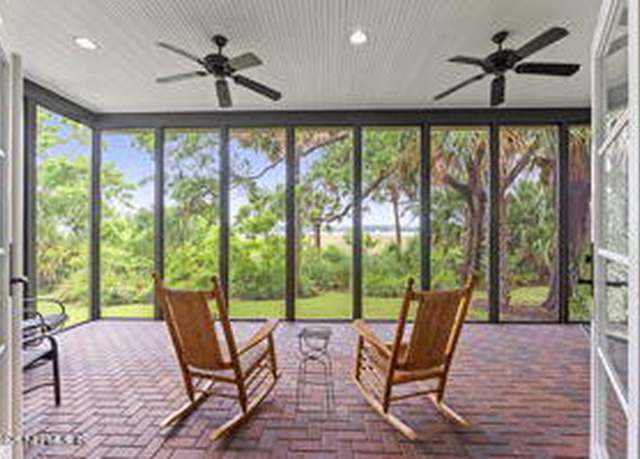 Property at 96385 Springwood Ln, Fernandina Beach, FL 32034, 3 beds, 2.5 baths