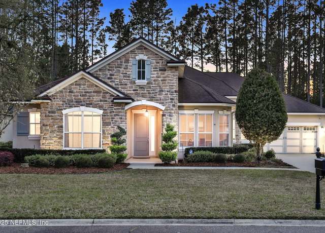 Property at 1334 Eagle Crossing Dr, Orange Park, FL 32065, 5 beds, 4 baths