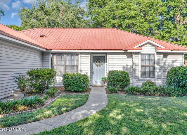 Property at 11537 Sweetwater Oaks Dr W, Jacksonville, FL 32223, 3 beds, 2 baths