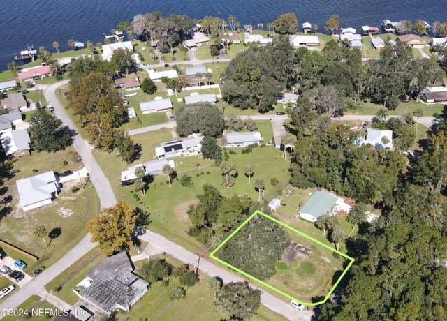Property at 124 Bellray Dr, Satsuma, FL 32189