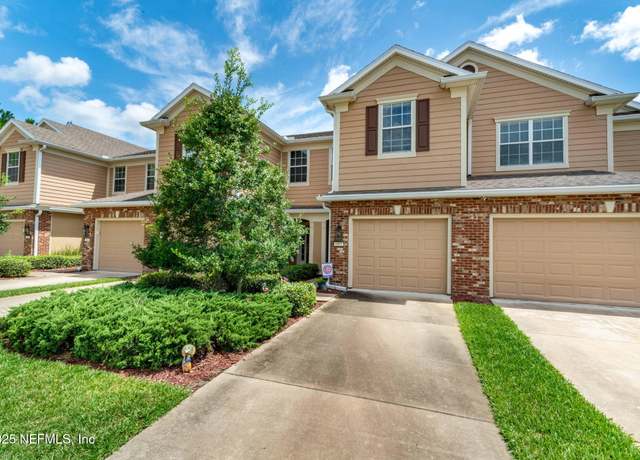 Property at 6881 Roundleaf Dr, Jacksonville, FL 32258, 3 beds, 2.5 baths