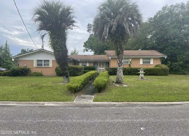 Property at 6108 Leontyne Price Ct, Jacksonville, FL 32209, 3 beds, 2.5 baths