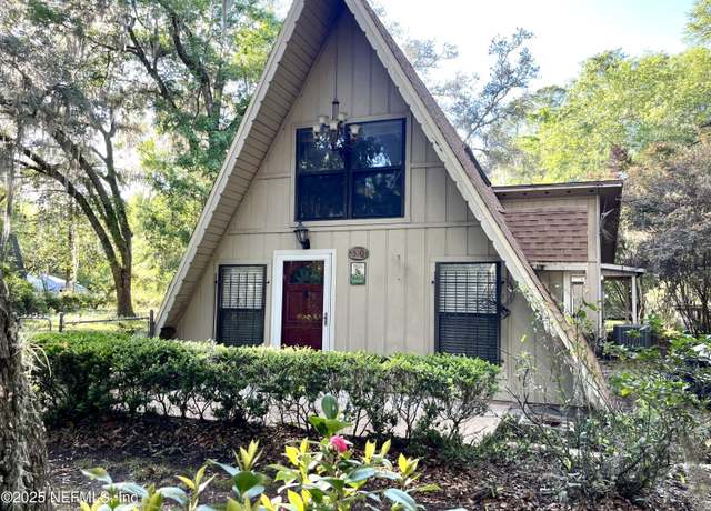 Property at 510 W Hillsborough Ave, Florahome, FL 32140, 2 beds, 2 baths