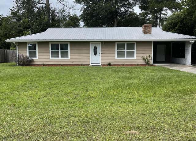 Property at 129 Underwood Dr, Palatka, FL 32177, 3 beds, 2 baths