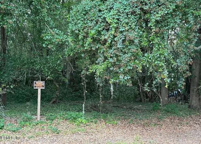 Property at 187 Little Orange Lake Dr, Hawthorne, FL 32640