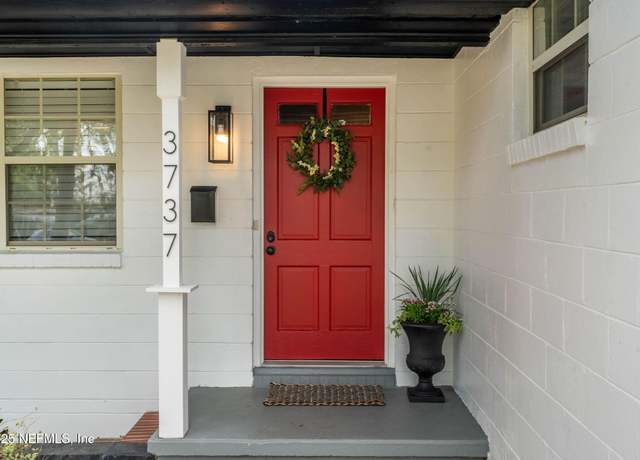Property at 3737 Via de la Reina St, Jacksonville, FL 32217, 3 beds, 2 baths