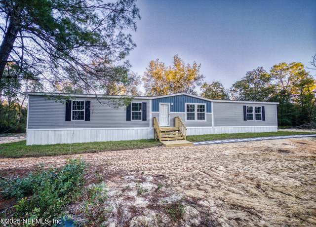 Property at 5636 Caribbean Cir, Keystone Heights, FL 32656, 5 beds, 3 baths