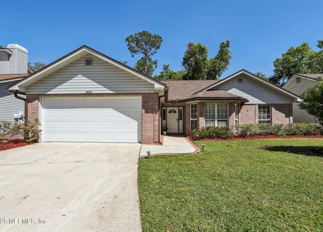 Property at 8727 Goodbys Trace Dr, Jacksonville, FL 32217, 3 beds, 2 baths