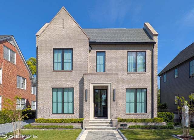 Property at 2137 St Johns Ave, Jacksonville, FL 32204, 4 beds, 4 baths