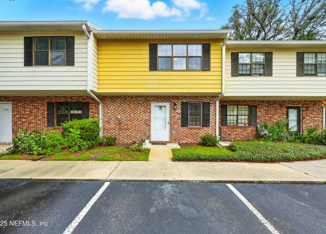 Property at 504 Kettering Way, Orange Park, FL 32073, 2 beds, 1.5 baths