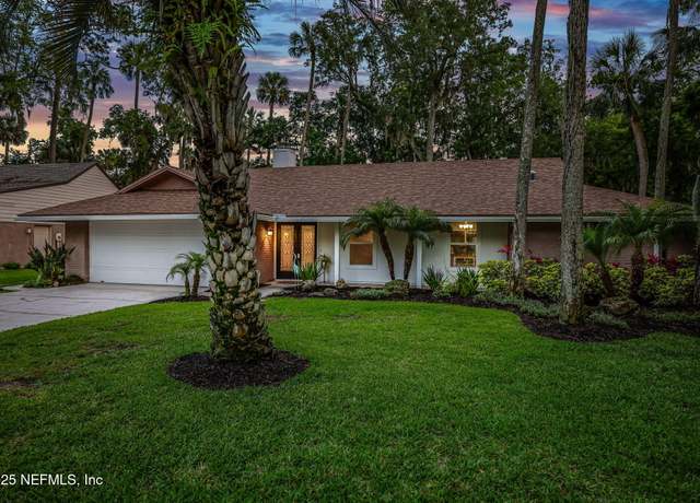 Property at 102 Granada Ln, Ponte Vedra Beach, FL 32082, 3 beds, 2 baths
