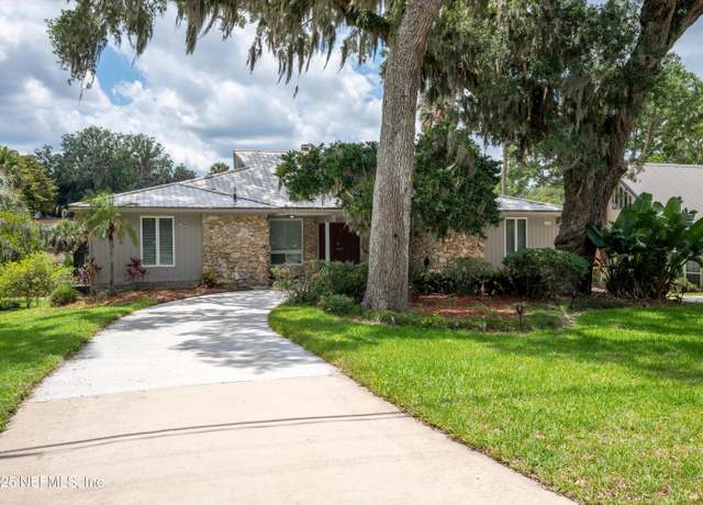 Property at 11452 Starboard Dr, Jacksonville, FL 32225, 5 beds, 4.5 baths
