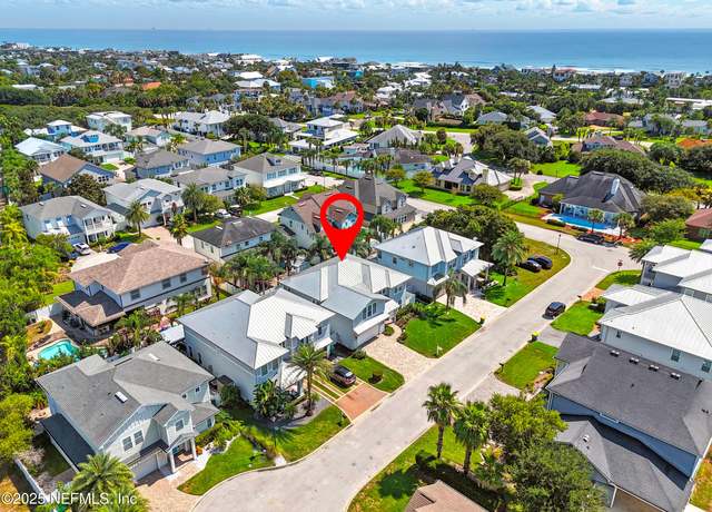 Property at 227 40th Ave S, Jacksonville Beach, FL 32250, 5 beds, 4 baths