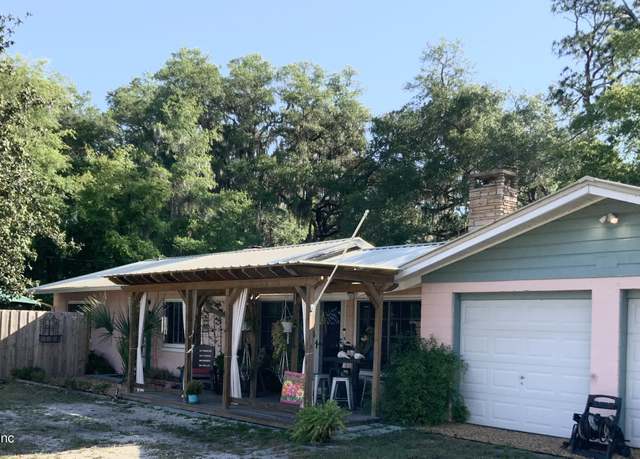 Property at 350 Us Hwy 17, East Palatka, FL 32131, 3 beds, 2 baths