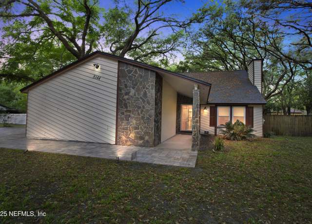 Property at 8144 Sarcee Trl, Jacksonville, FL 32244, 3 beds, 3 baths