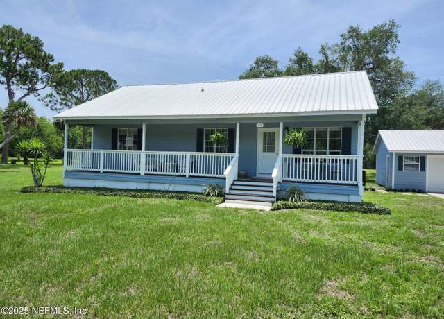 Property at 109 Laurel Ln, Crescent City, FL 32112, 3 beds, 2 baths