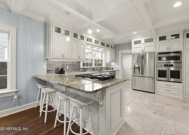 Property at 1469 Le Baron Ave, Jacksonville, FL 32207, 4 beds, 4.5 baths