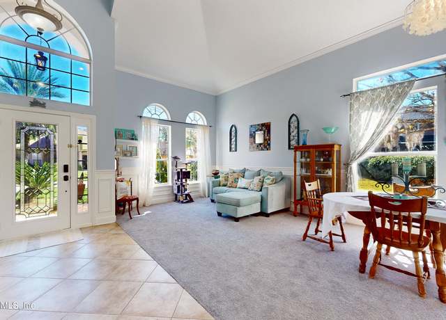 Property at 2296 Links Dr, Fleming Island, FL 32003, 5 beds, 3 baths