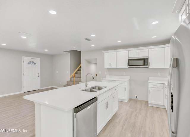 Property at 8194 Caravelle Dr, Jacksonville, FL 32244, 4 beds, 3 baths
