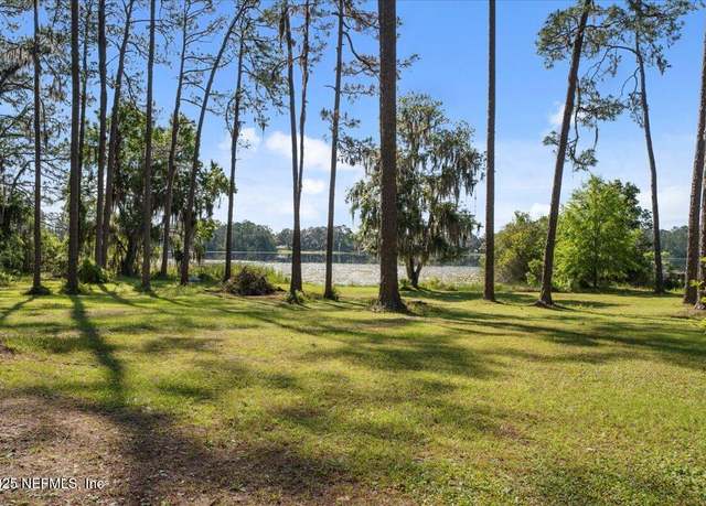 Property at 126 Echo Ln, Palatka, FL 32177, 3 beds, 2 baths