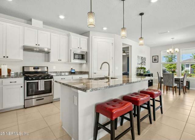 Property at 11109 Kentworth Way, Jacksonville, FL 32256, 2 beds, 2 baths