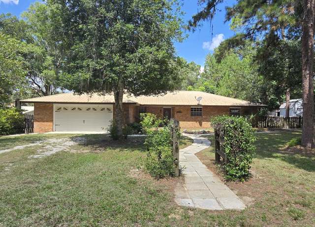 Property at 7704 Clover Ln, Keystone Heights, FL 32656, 3 beds, 3 baths